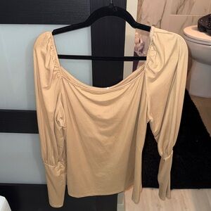 Women's Long Sleeve Scoop Neck Top in Beige